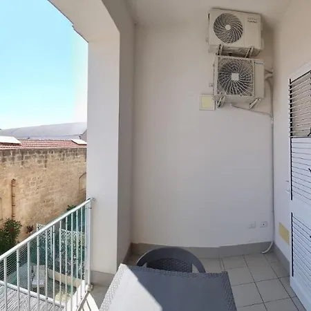 Adriana Seahouse Lägenhet Balestrate