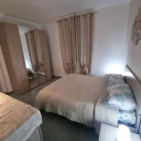 Adriana Seahouse Appartement *
